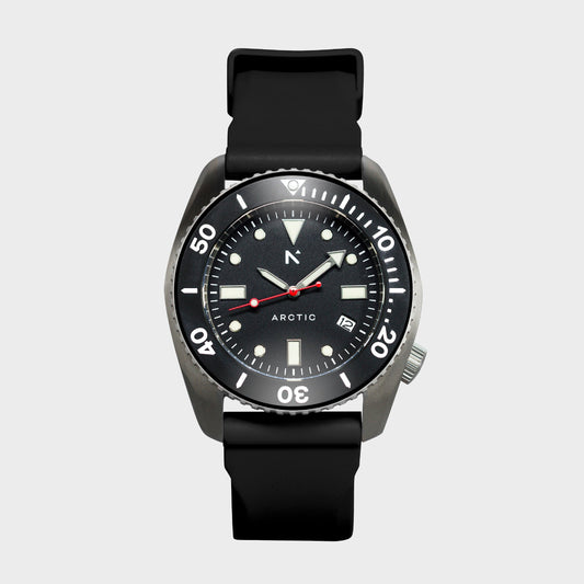'Arctic' 500m Dive Watch (43mm) | Pitch Black