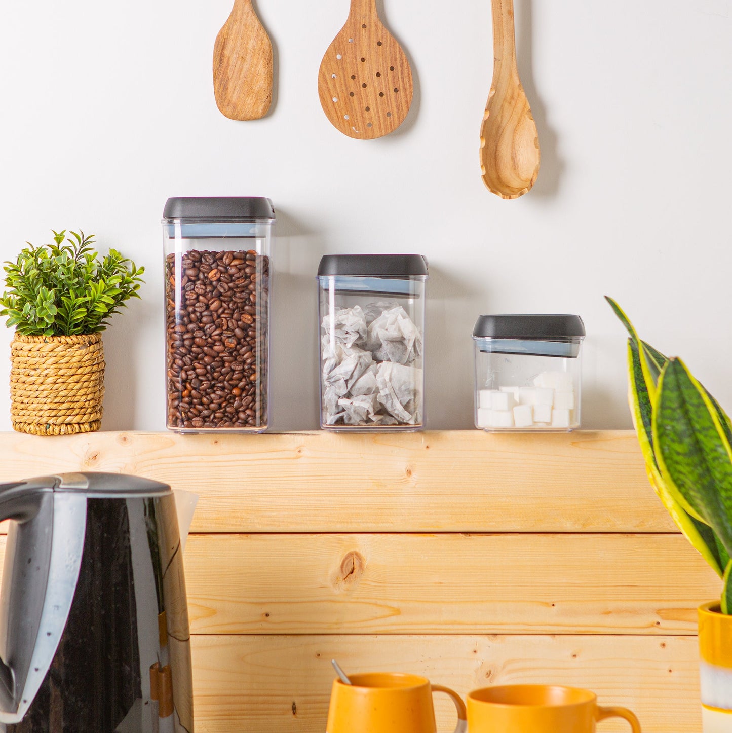 500ml Airtight Flip Lock Plastic Food Storage Container