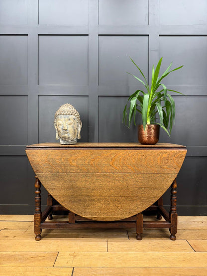 Antique Solid Oak Drop-Leaf Dining Table / Extending Table / Antique Sideboard