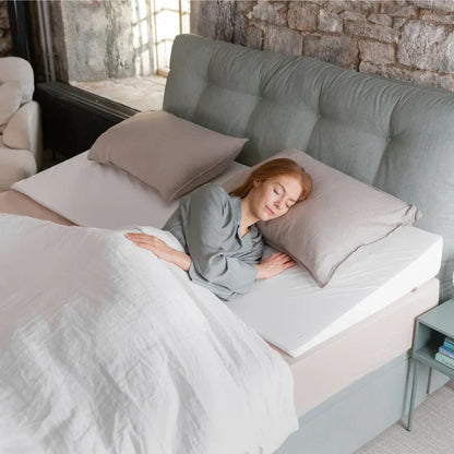 Bed Wedge Pillow