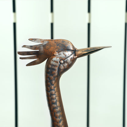 Outsunny Heron Garden Statue, Standing Garden Ornament, Metal Garden Gift with Stakes for Patio Pond Landscape Decoration, Silver Tone