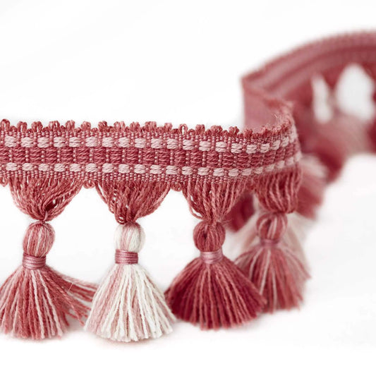 Nosterfield Tassel Rose