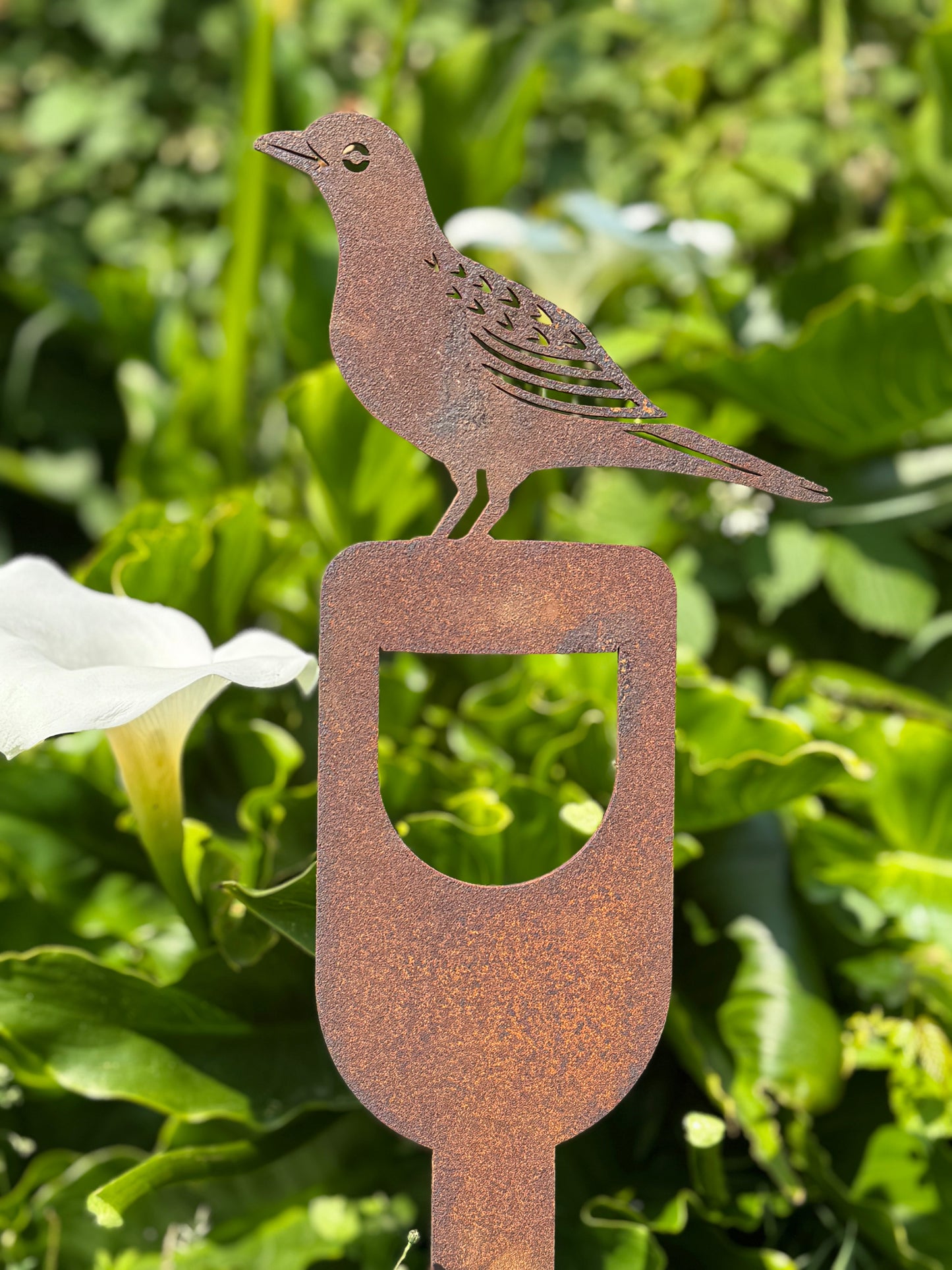 Rusty Metal Blackbird On A Spade Garden Decoration