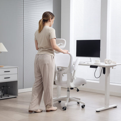Vinsetto Multi-Adjustable Office Chair, with Lumbar Support, Headrest and Mesh Back - White