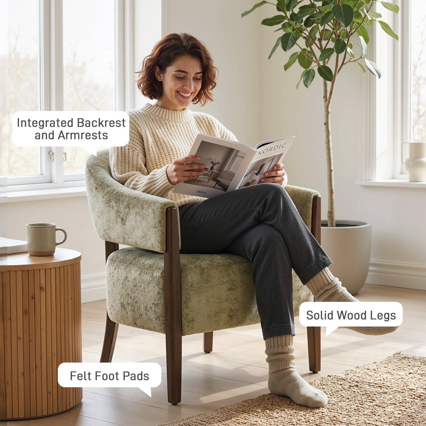 HOMCOM Accent Chair, Upholstered Tub Chair with Solid Wood Frame and Legs, Light Brown