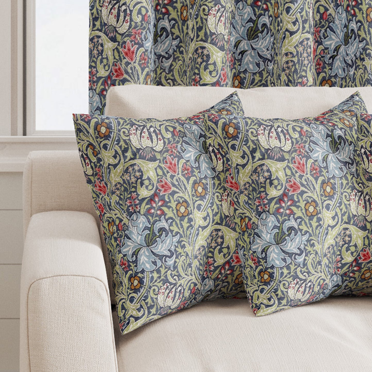 Golden Lily - Chenille