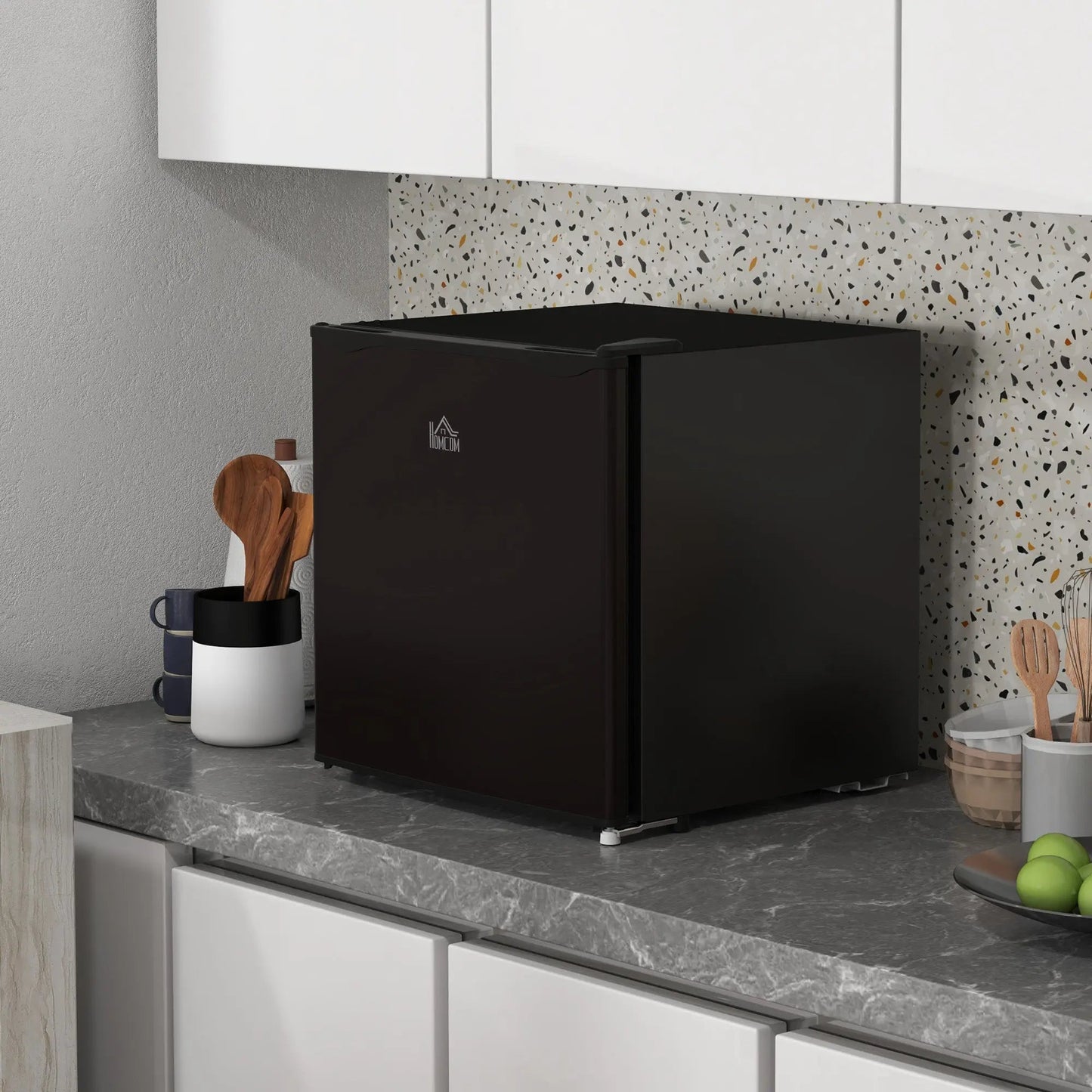 HOMCOM 35L Mini Freezer, -24℃ to -14℃ Temperature - Black