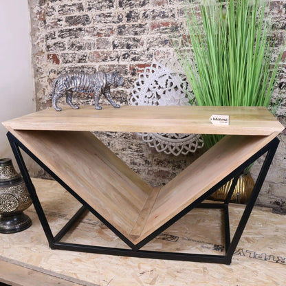 Nilgiri Nook Coffee Table