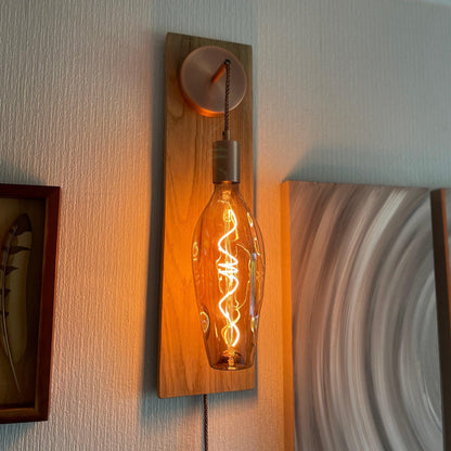 Modern Oak Wall Light | Wooden Wall Sconce for Hallway, Bedside & Staircase Lighting