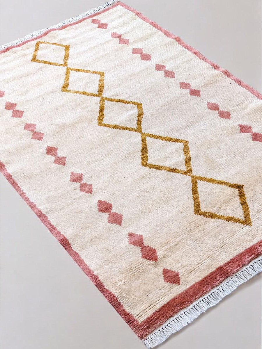 Fantasy Hand Knotted Rug - 186 x 129 cm