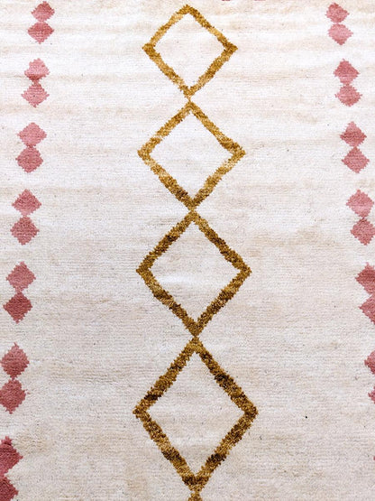 Fantasy Hand Knotted Rug - 186 x 129 cm
