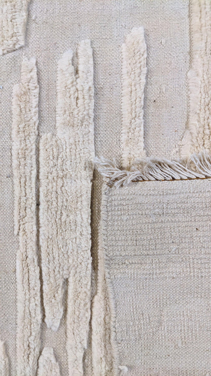 Snugly Textured Berber Wool Rug - 278 x 257 cm