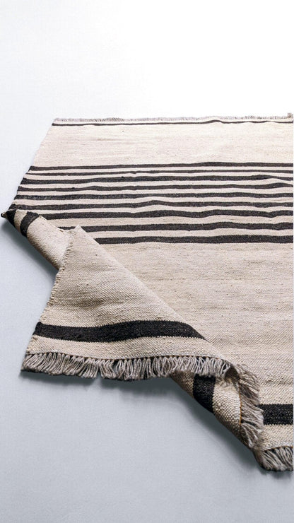 Valor Jute Rug - 186 x 132 cm