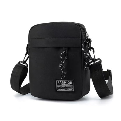 Men's bag, available in single shoulder or cross-body design, suitable for daily use during school. Made of nylon material.