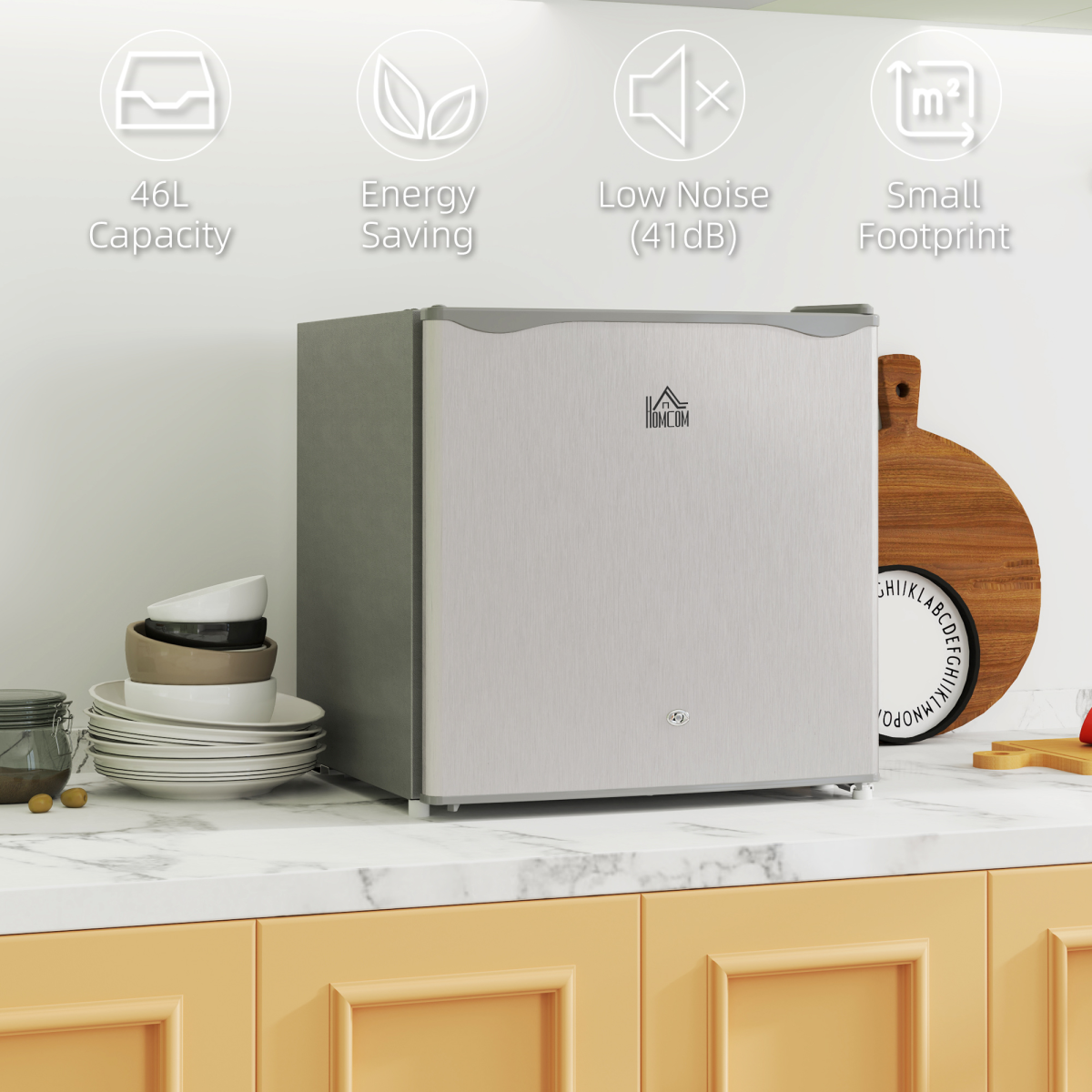 HOMCOM 46L Counter Top Fridge Mini Fridge with Lock Chiller Box