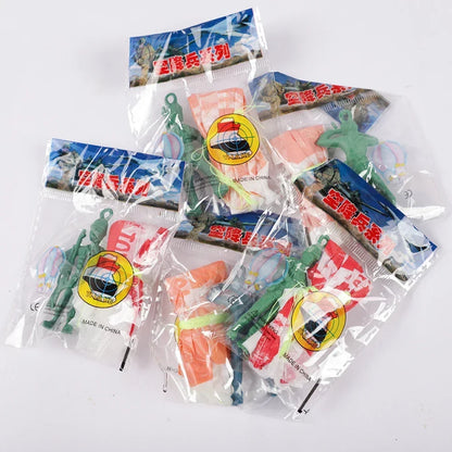 15Pcs Funny Mini Hand Throwing Soldiers Parachute Outdoor Flying Toys for Kids Birthday Party Favors Goodie Bag Pinata Fillers