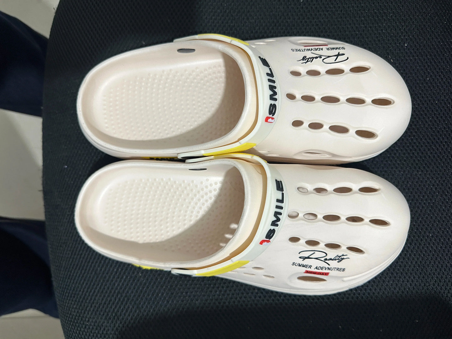 Men's Slippers EVA Hole Mens Mules Non-Slip Slippers thick Soft Platform Slide Fashion Comfortable Men's Sandals Summer Shoes
