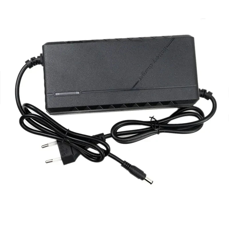 72V Charger 5A 20S Lithium-ion Battery Pack Charger 84V 5A Intelligent Fast Charging EU / US Plug With Cooling Fan