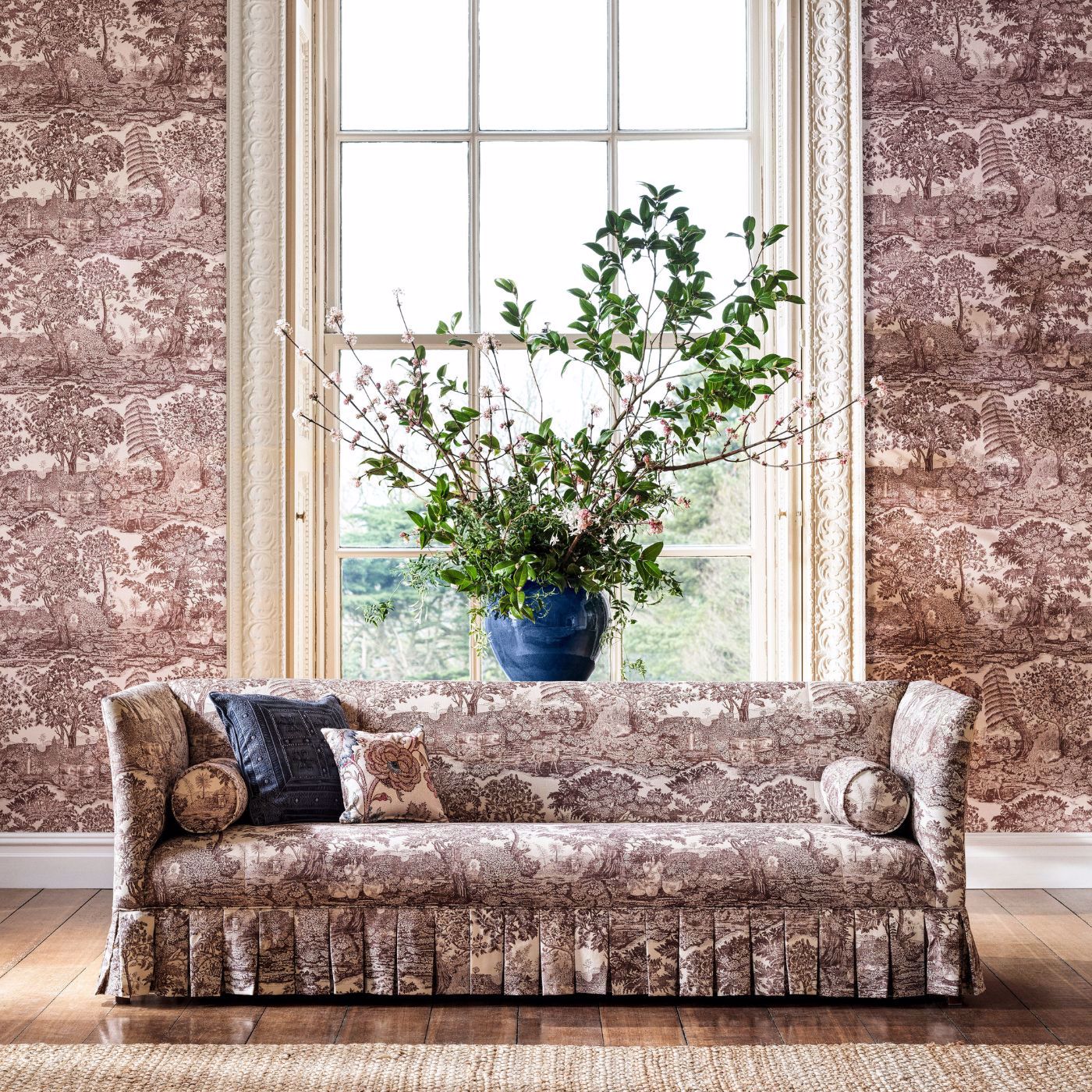 Highgrove Toile Tetbury Blue Wallpaper