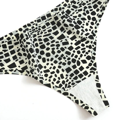 Giczi 3PCS/Set Women's Panties Fashion Leopard Thongs Woman Seamless Underwear Sexy Lingerie Breathable Cozy G-String Hot T-Back