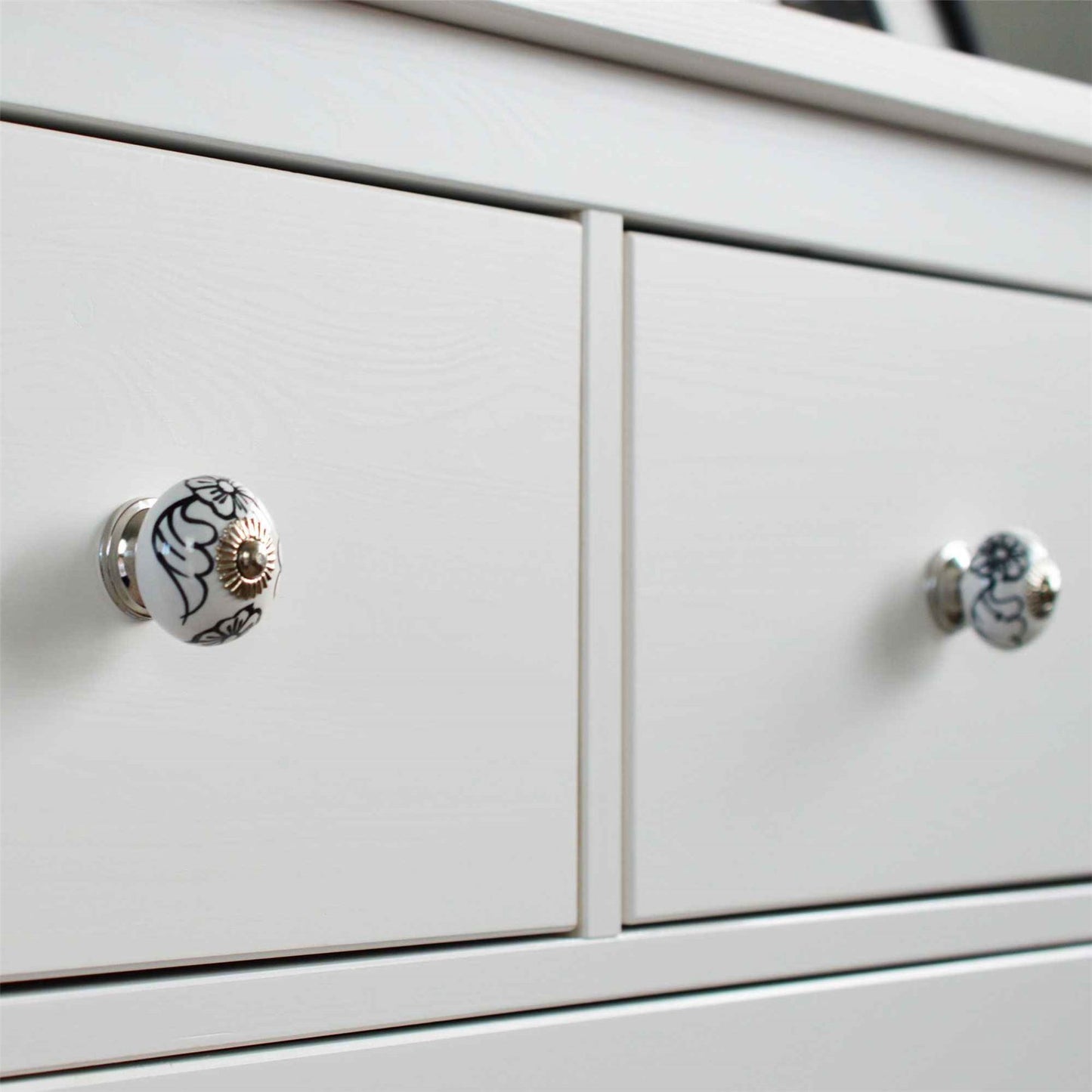 Round Geometric Ceramic Cabinet Knob