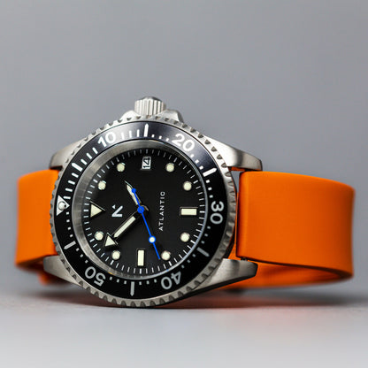 'Atlantic' Dive Watch (40mm) | Flare Orange