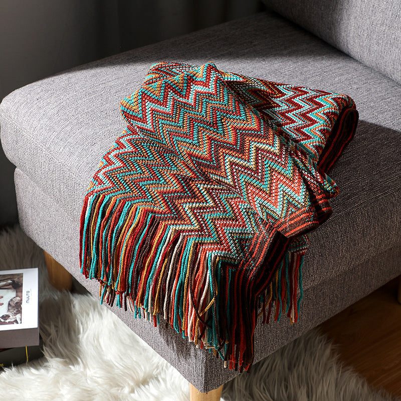 Aztec Boho Blanket  features an attractive chevron design