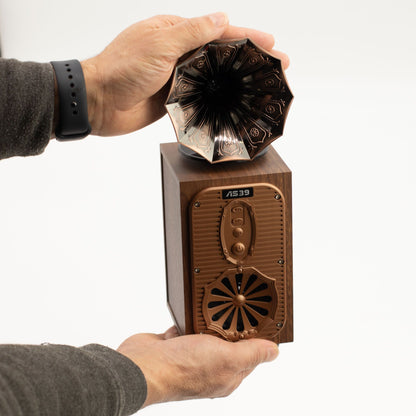 Retro Tall Gramophone Speaker (Extra Loud) - Bluetooth - 8 watt