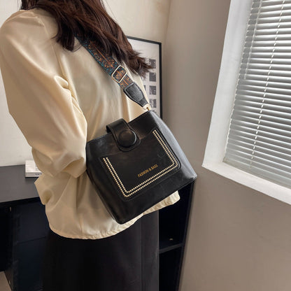 Retro All-match Commuting One-shoulder Crossboby Bag