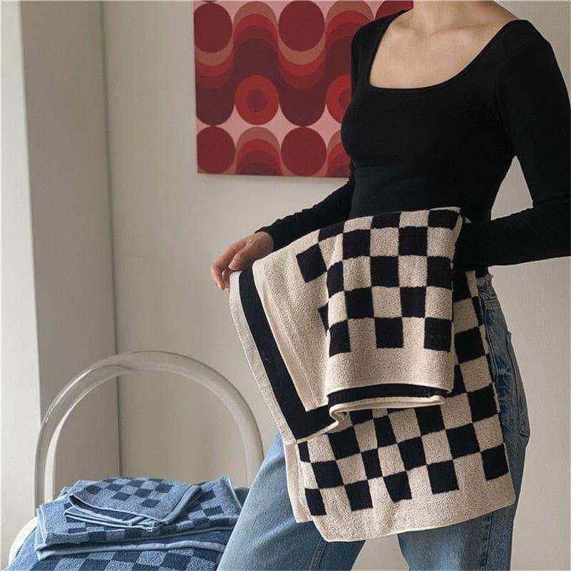 Checkerboard Bath Towels