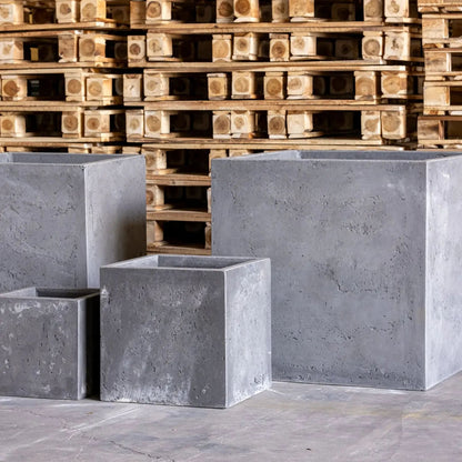 Cubrosa | Onyx Dusk – 55cm Extra Large Concrete Cube Planter – 115L Square Plant Pot