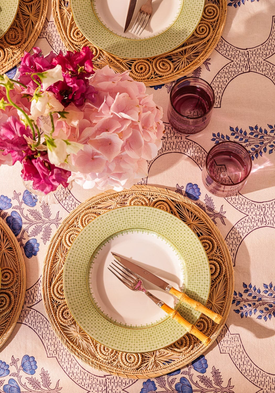 Green Apple Lace Dinner Plates - Set of 4