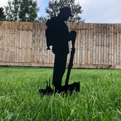 Small Metal Soldier Garden Decoration Black