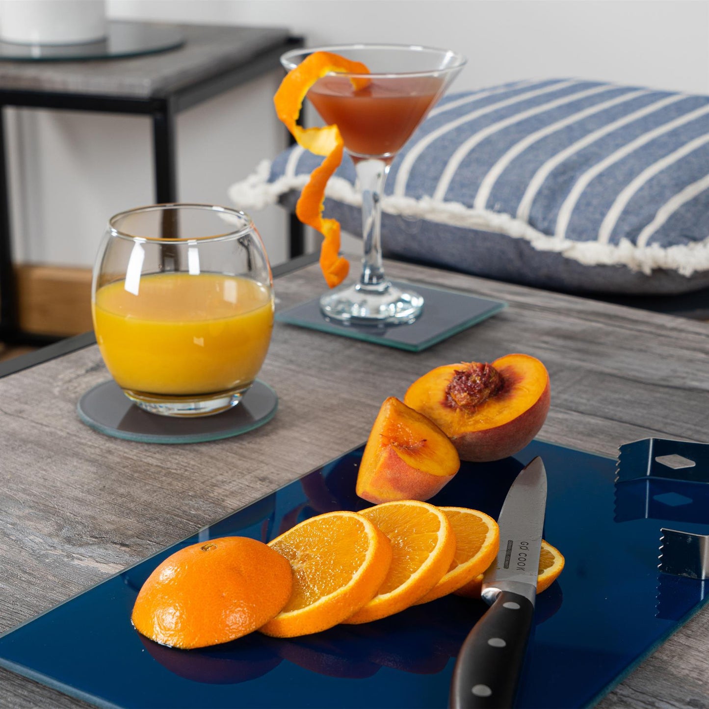 30cm x 20cm Glass Chopping Board