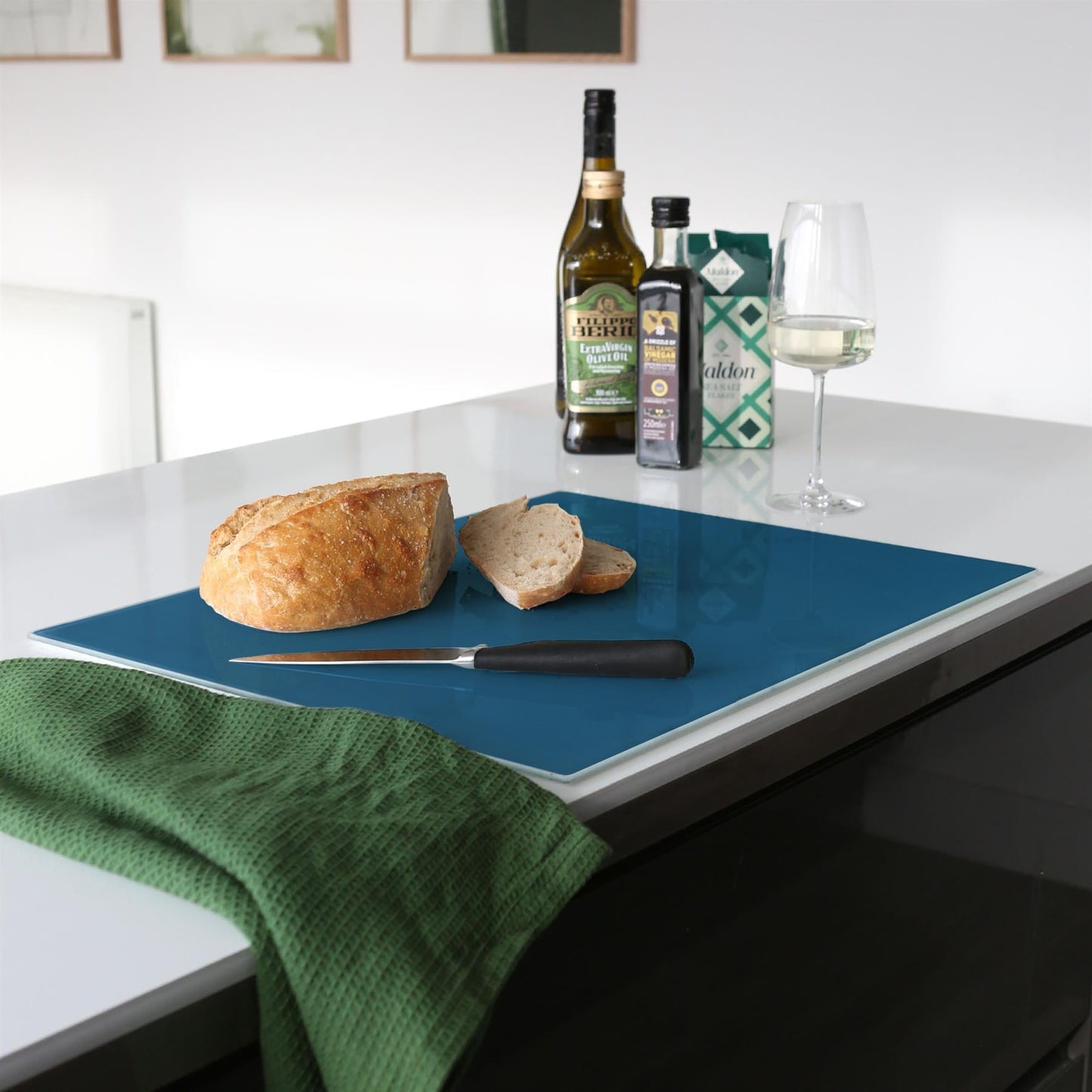 40cm x 30cm Glass Chopping Board
