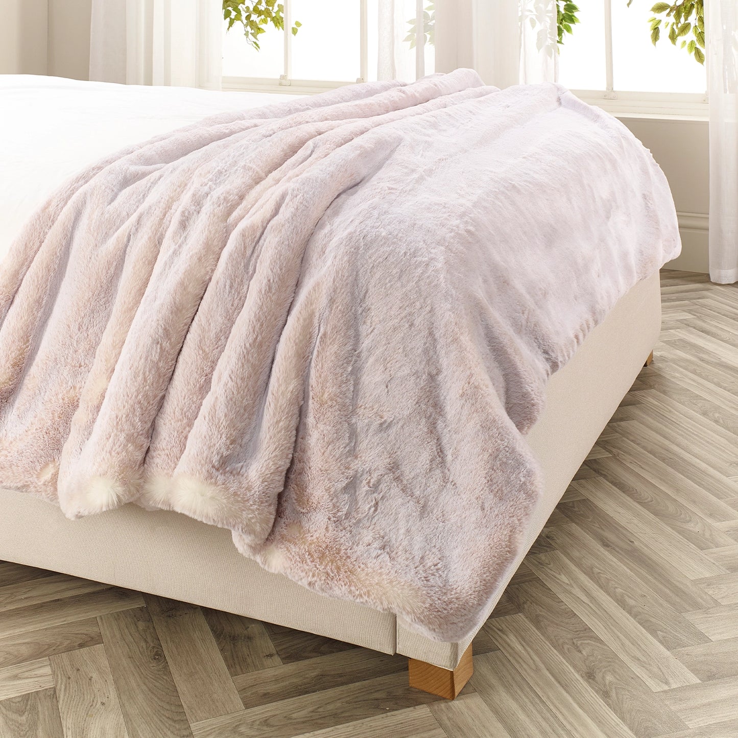 Beige Alaska Faux Fur Throw