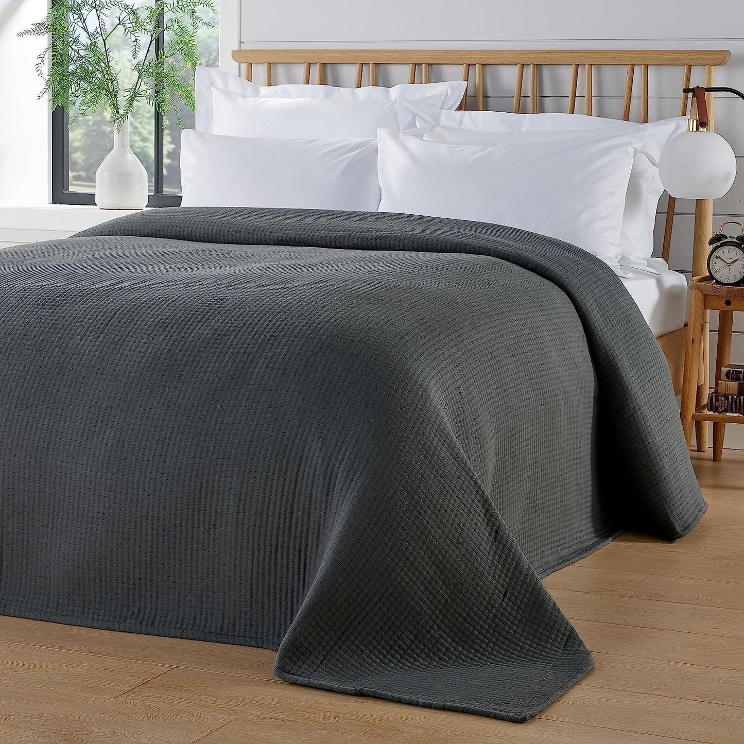 Hotel Collection 240 x 260 cm Quilted Bedspread in Sustainable Cotton Soft and Durable White and Grey Bedding for Elegant Bedroom Decor by OLIVIA ROCCO