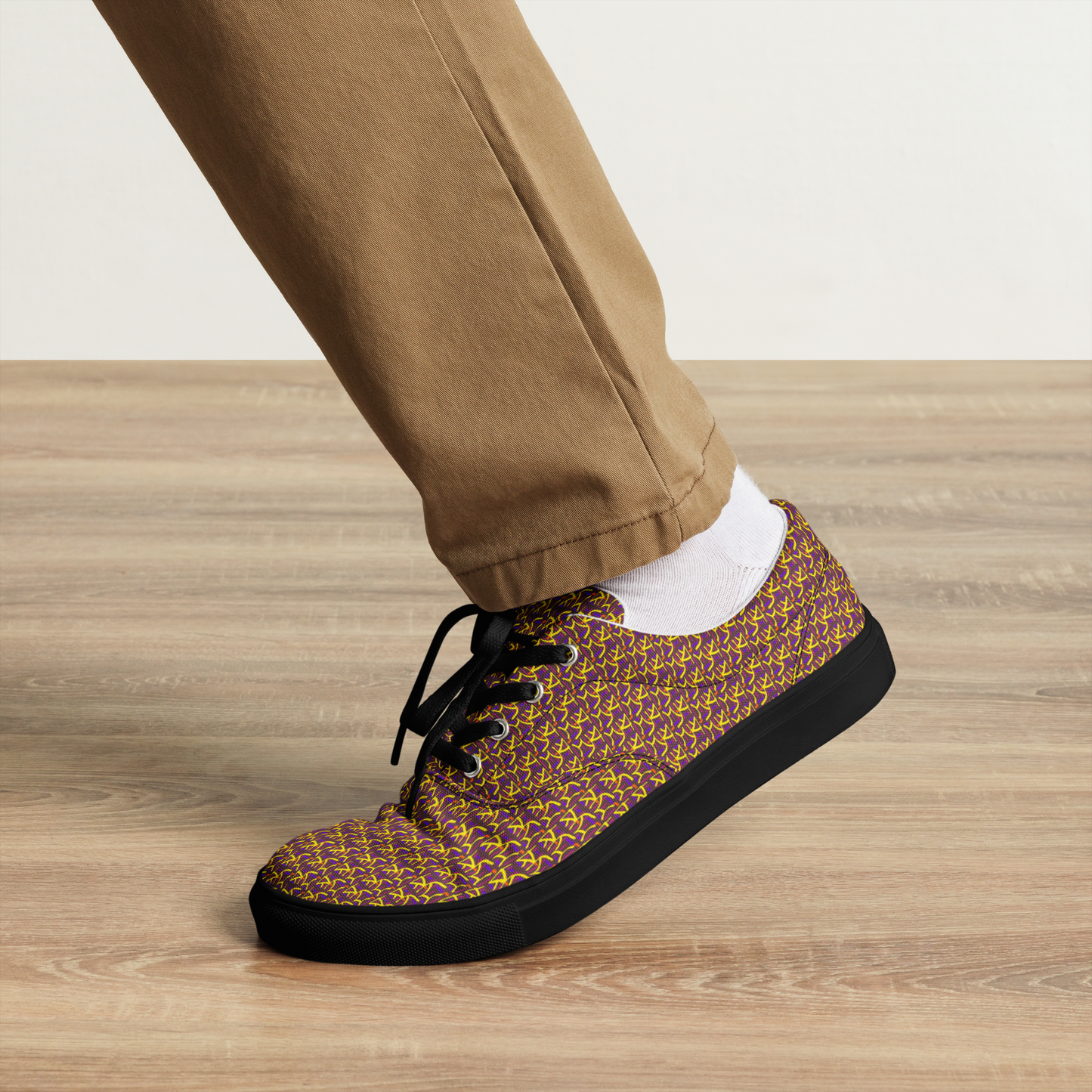 Direct Men’s lace-up canvas shoes