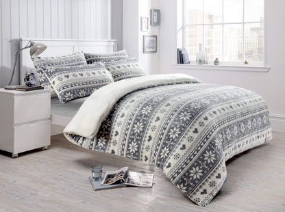 OLIVIA ROCCO Nordic Fair Isle Reversible Teddy Fleece Duvet Set With Pillowcases