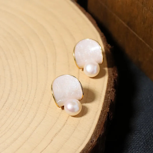 1 Pair Elegant Romantic Geometry Plating Inlay Copper Freshwater Pearl 18K Gold Plated Ear Studs