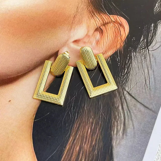 1 Pair Casual Elegant Hip-Hop Quadrilateral Oval Hollow Out 304 Stainless Steel Imitation Gold  Ear Studs