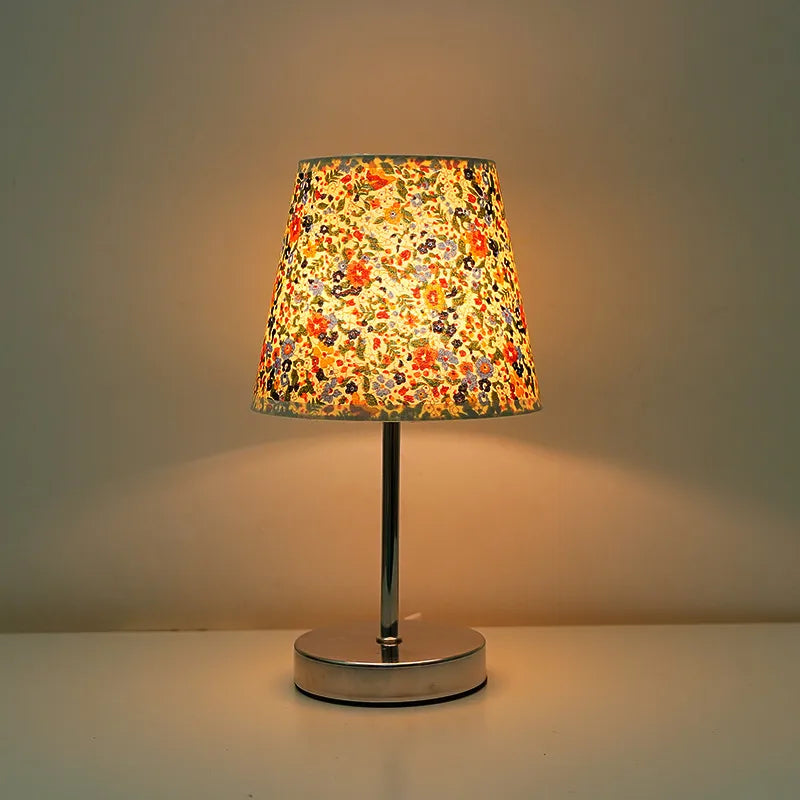 Nordic Style Solid Wood Fabric Decorative Table Lamp Bedroom Bedside Lamp Simple Remote Control Night Light Energy Saving Led