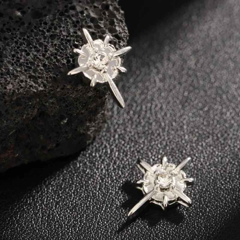 1 Pair Simple Style Geometric Inlay Titanium Steel Rhinestones Ear Cuffs