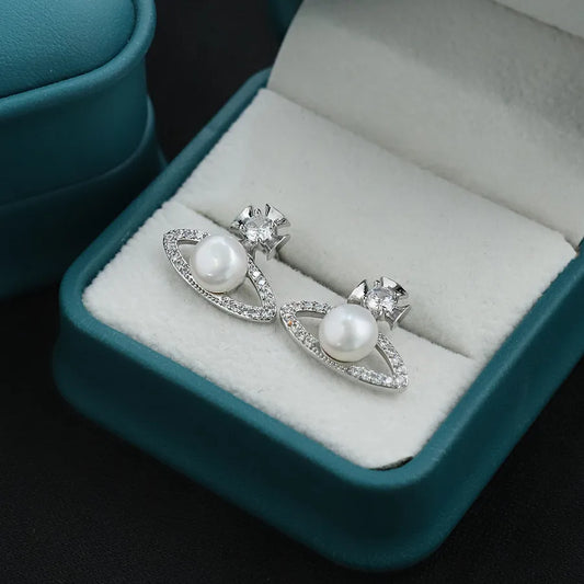 1 Pair Elegant Romantic Saturn Inlay Freshwater Pearl Copper Freshwater Pearl Zircon 18K Gold Plated Ear Studs