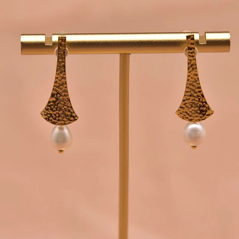 1 Pair Freshwater Pearl Zircon Freshwater pearl earrings Round Drop Earrings