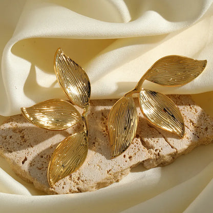 1 Pair Romantic Simple Style Flower 304 Stainless Steel Ear Studs