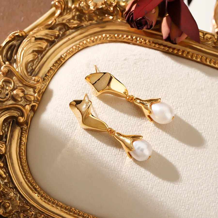 1 Pair Elegant Glam Geometric Copper Freshwater Pearl 18K Gold Plated Drop Earrings