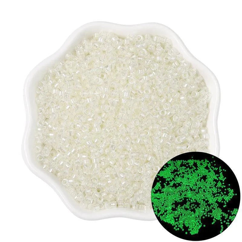 1 Pack Glass Solid Color Beads