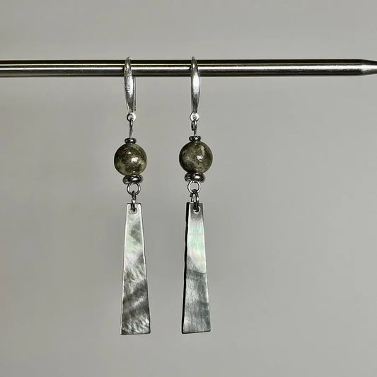 1 pair retro geometric natural stone shell drop earrings