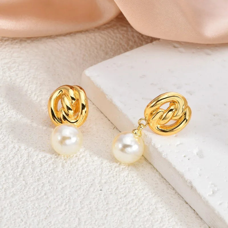 1 Pair Casual Elegant Cute Geometric Round Conch 304 Stainless Steel Imitation Gold  Ear Studs